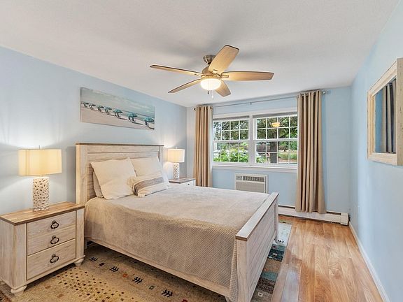 3rd image of 20-20B Washington Park Dr #6
