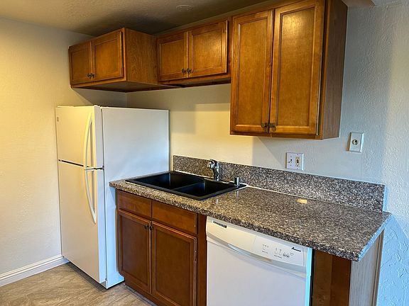 4th image of 2990 Neet Ave #2