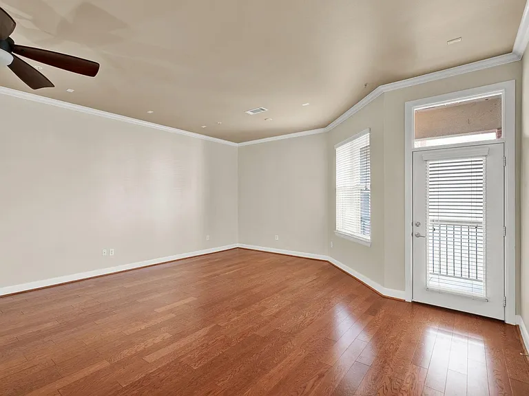 300 Saint Joseph Pkwy #307 — Photo 11