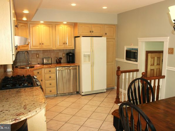 8806 Rising Sun Ave, Philadelphia, PA 19115