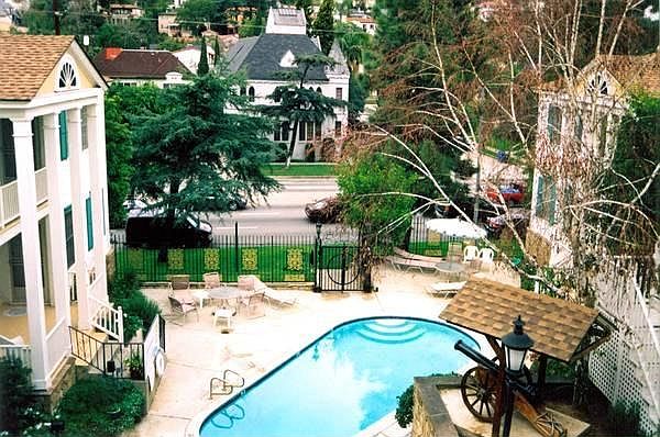 1st image of 4028 Los Feliz Blvd APT 3