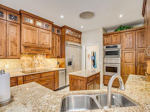 3rd image of 367 Kassik Cir