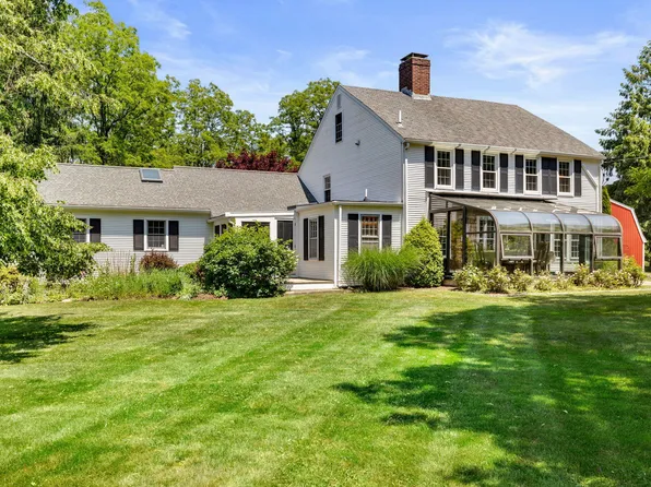 383 Boxberry Hill Road, East Falmouth, MA 02536