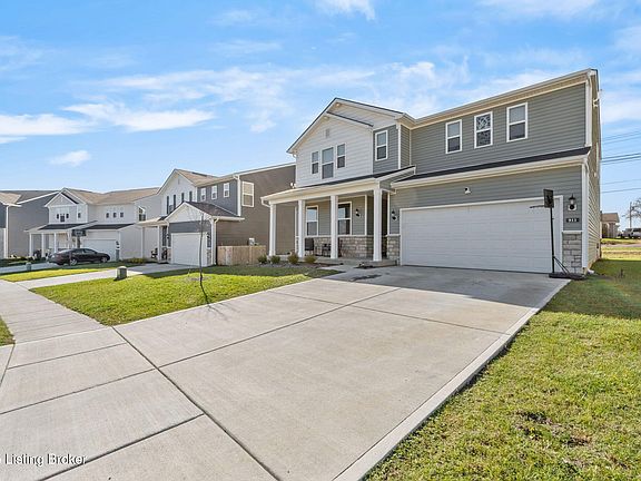 3rd image of 911 Triplett Cir