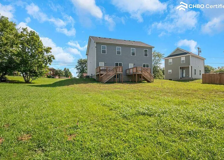 616 Lafayette Rd — Photo 30
