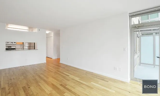 Rented by Bond New York | media 11