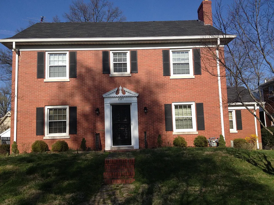 2323 Broadmeade Road #2
Duplex, 2nd floor apt