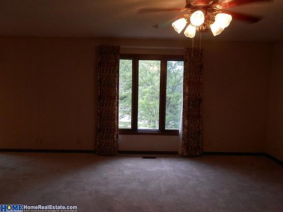 4th image of 5730 Durham Ct