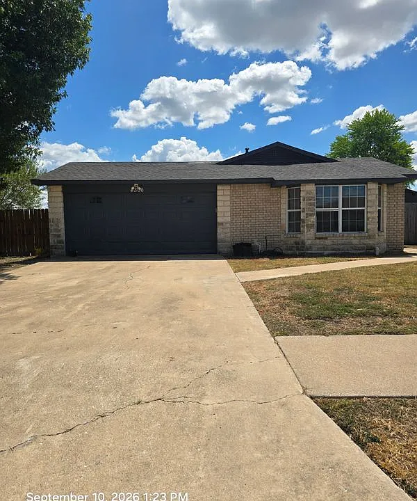 4306 Carolyn Dr