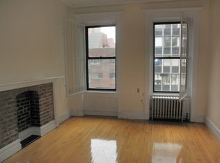 215 E 86th St APT 5E, New York, NY 10028
