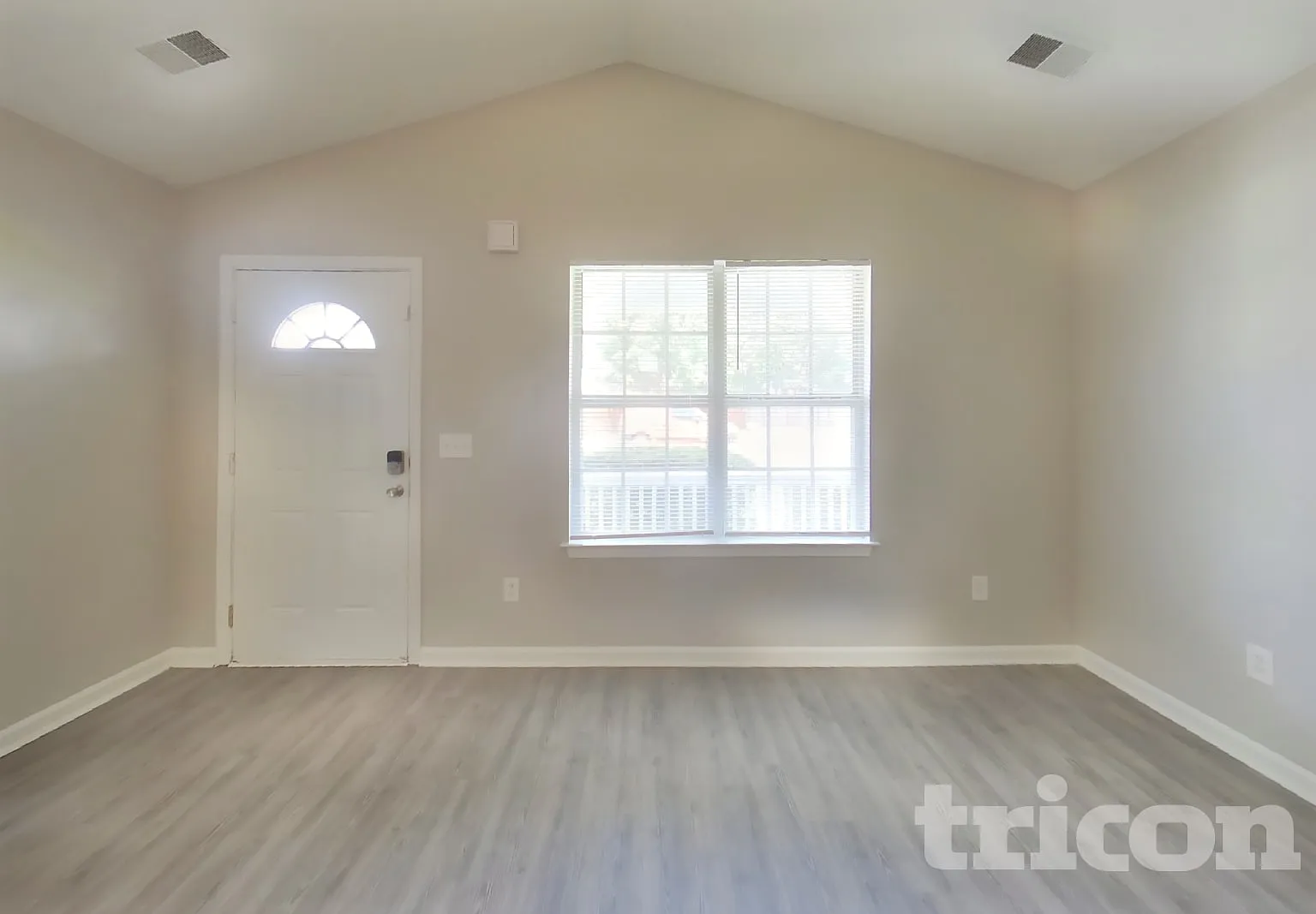 120 Oakbrook Village Road Columbia SC — Photo 2