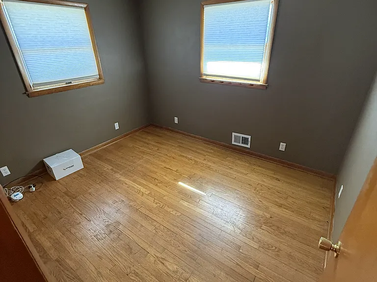 308 S Benton St #1/2 — Photo 7