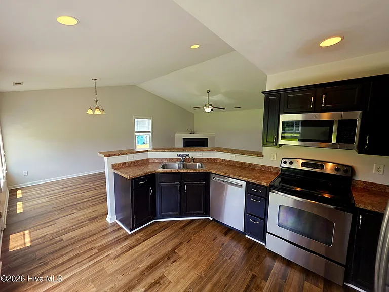 214 Long Neck Dr — Photo 10
