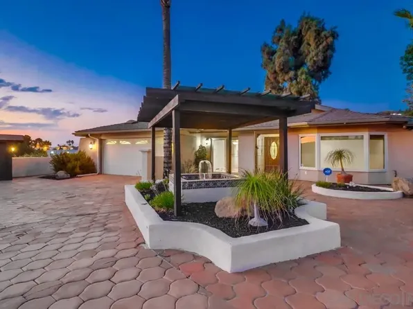 376 Vista Del Escuela, El Cajon, CA 92019
