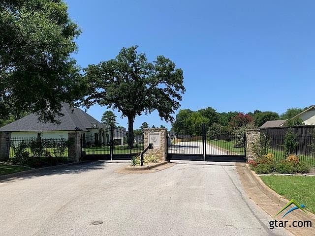 1st image of 11154 Hidden Hollow Ln
