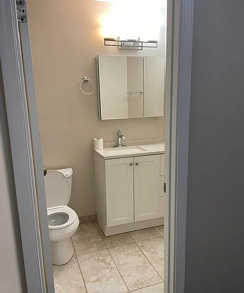 228 N Waterford Dr #12C — Photo 20