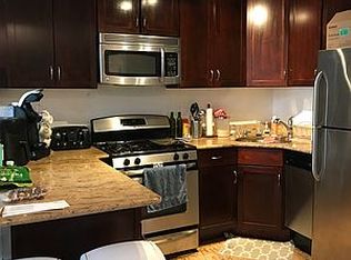 25-80 38th St #4, Astoria, NY 11103