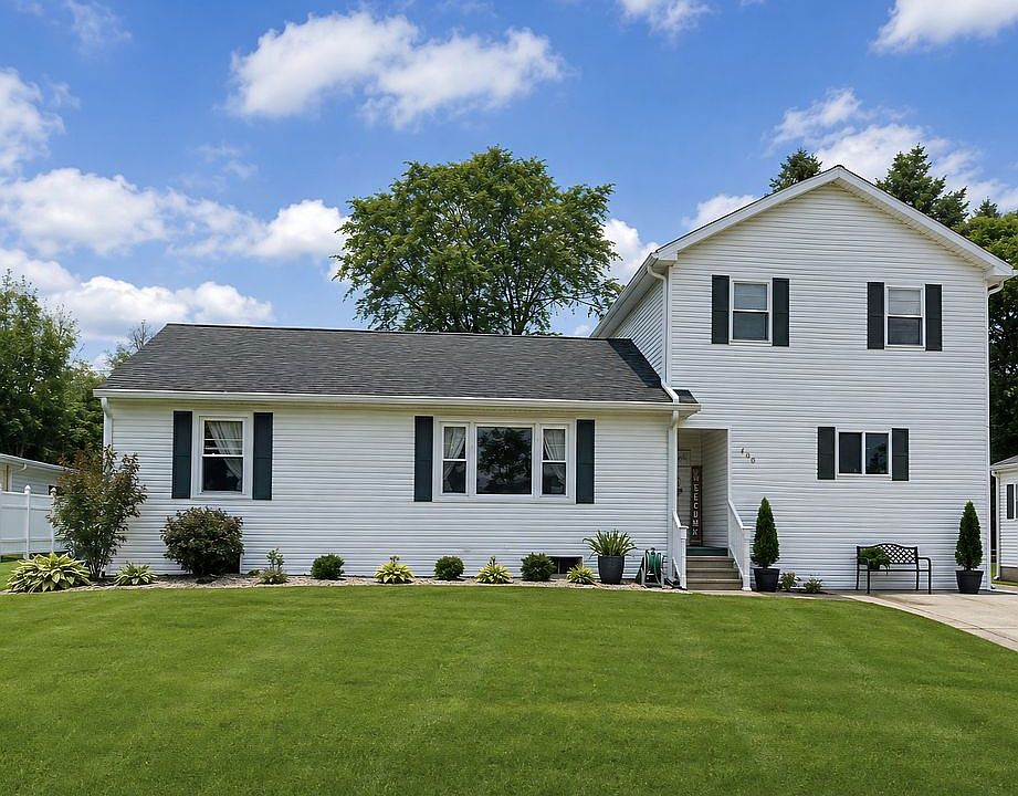 1st image of 706 Brett Cabel Rd