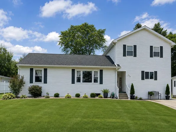 706 Brett Cabel Rd, Washington, IN 47501