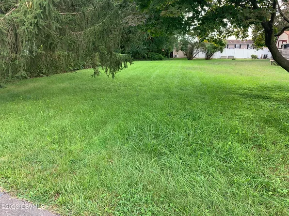 215 S Warren St, Berwick, PA 18603