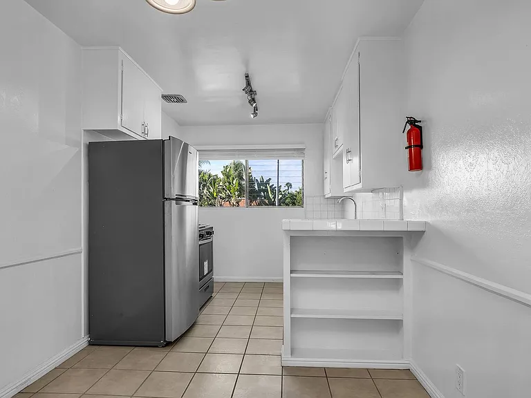 4926 August St #19 — Photo 7