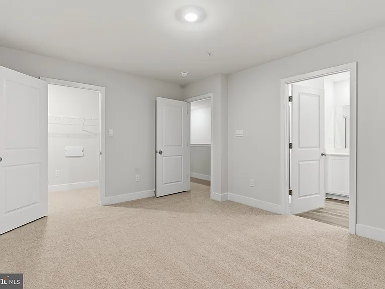 5213 Water Lily Way — Photo 17