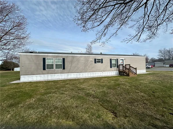 5149 Henderson Rd Lot 36, Erie, PA 16509