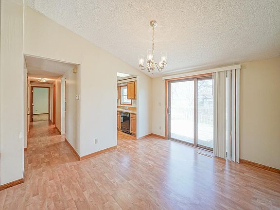 5th image of 5614 S 31st St