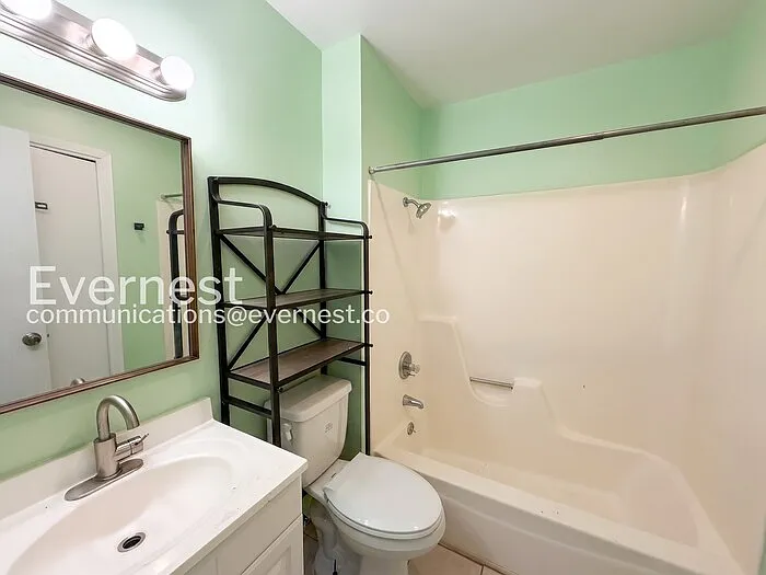204 W William Cannon Dr #B — Photo 7