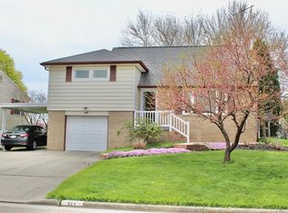 924 Lynbrook St SE, North Canton, OH