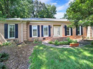 2913 Hinsdale St, Charlotte, NC 28210