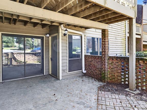 2nd image of 1612 Sharon Rd W APT 67