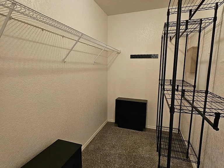 2400 Desert Willow Ter — Photo 12