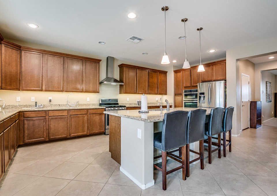 1st image of 21169 E Waverly Dr