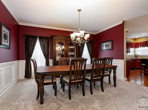3rd image of 12718 Wexford Dr