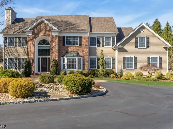 53 South Road, Chester Twp., NJ 07930