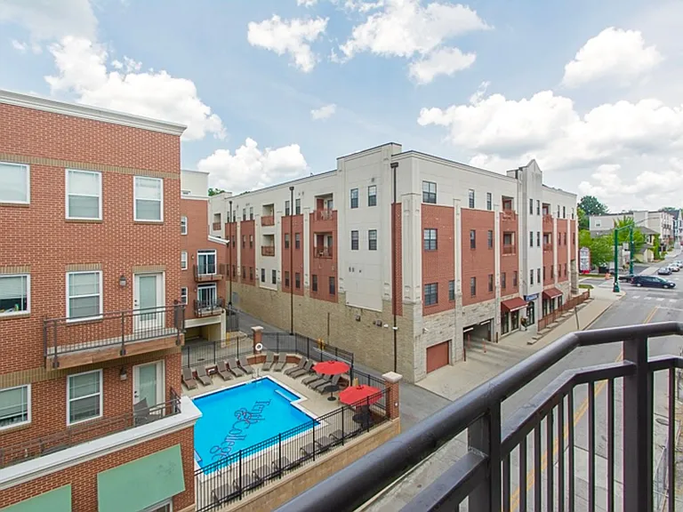 Morton Mansions Apartments — Photo 6