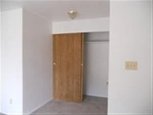 4th image of 419 Queen Ave APT B16