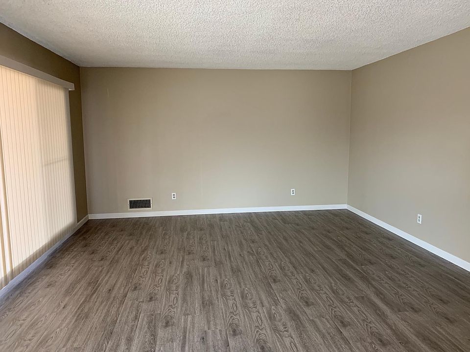 1st image of 15726 Cornuta Ave