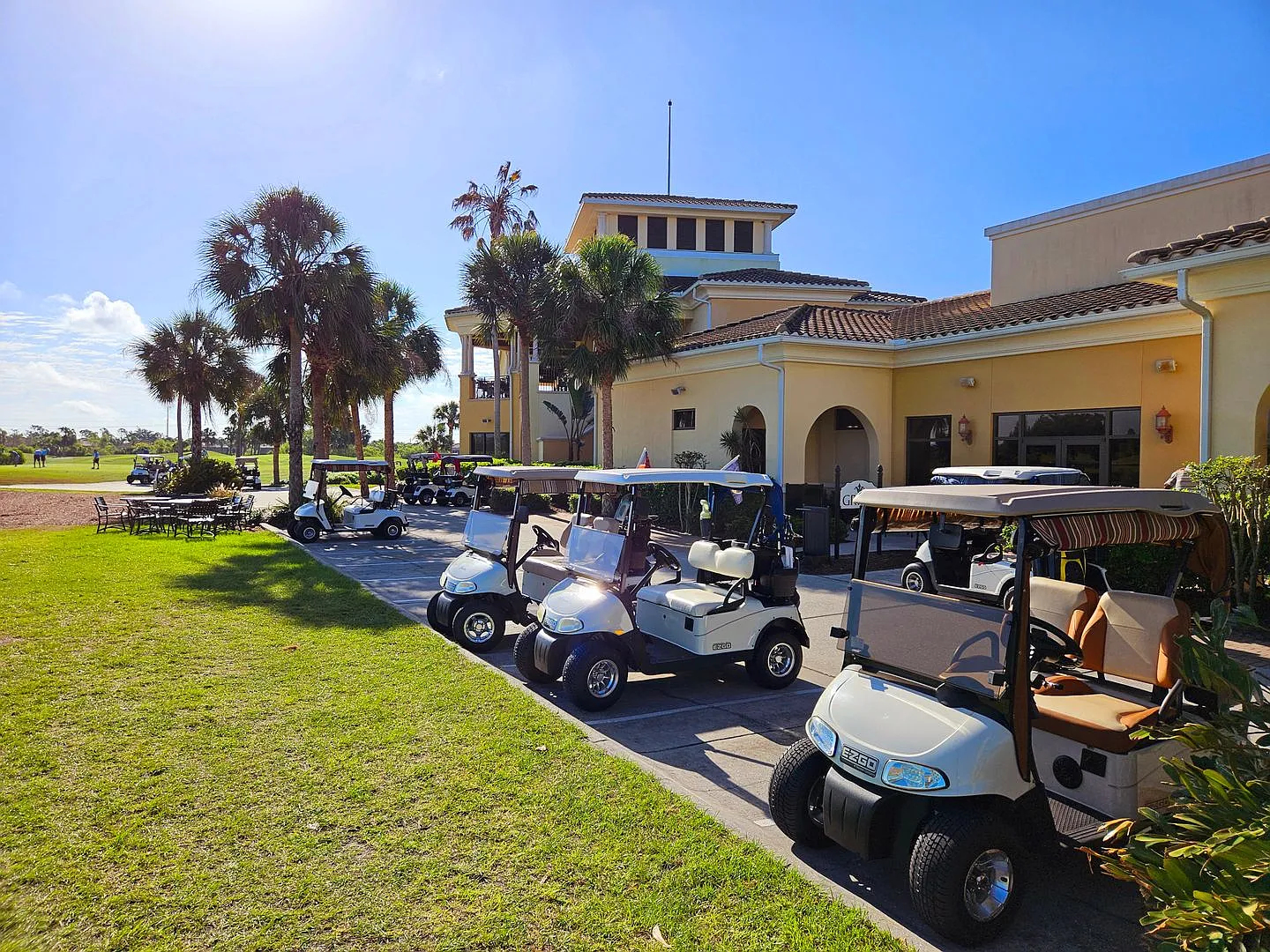 Seasonal Short-Term 2 Bedroom 2 Bathroom Single Family Home in Venetian Golf & River Club! — Photo 3