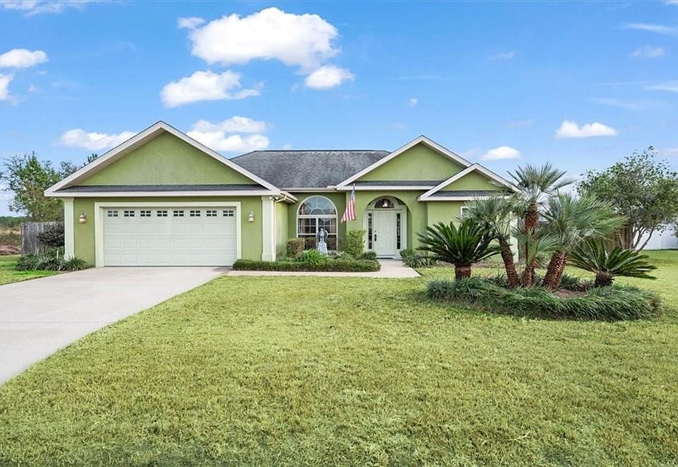 1st image of 201 Victorian Lake Dr
