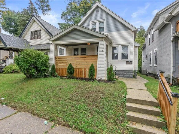 3408 N 11th STREET, Milwaukee, WI 53206