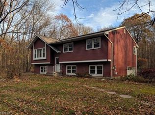 71 Possaghi Rd, Newton, NJ 07860