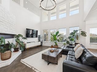 10249 Candlewyck St, Fort Worth, TX 76244