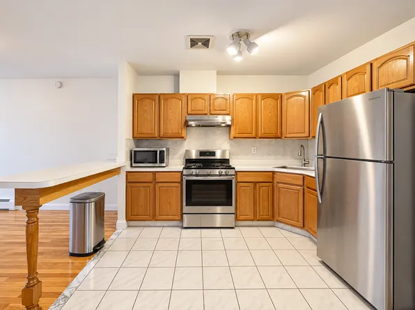 21-26 21st Road image 1 of 7