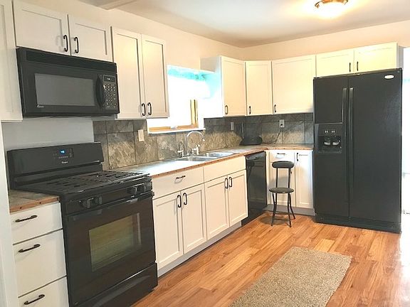 3rd image of 26483 W Grapevine Ave