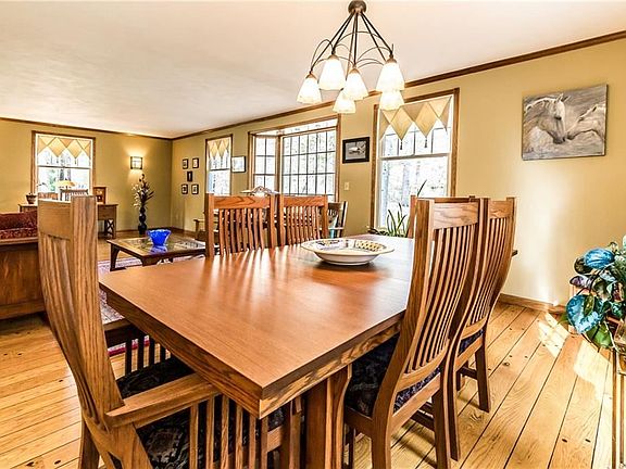 5th image of 4881 Briarwood Ln