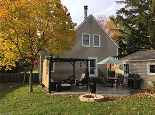 8449 Park Ave, Macedonia, OH 44056