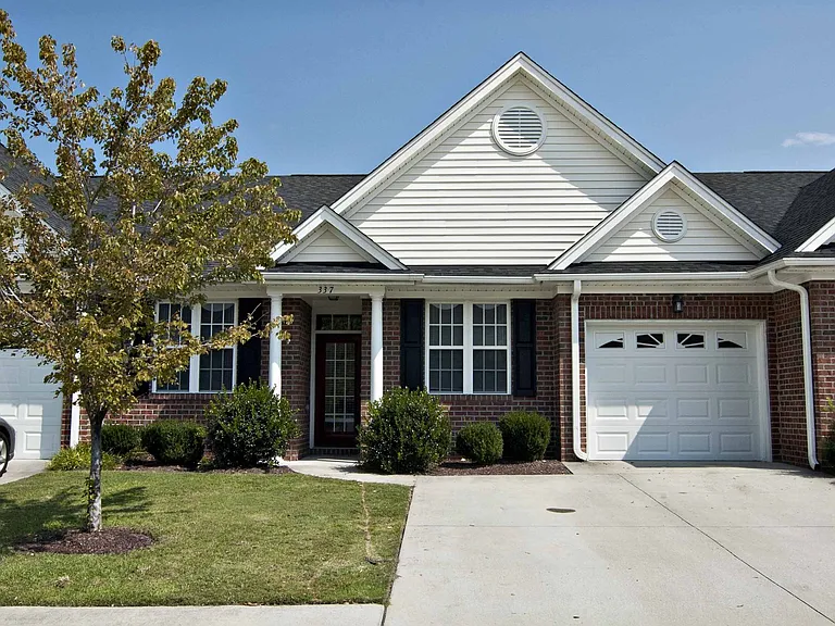 337 Monlandil Dr — Photo 1