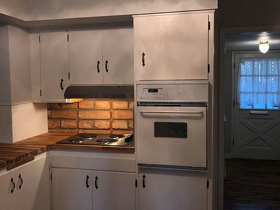 4th image of 718 S Saranac Ave